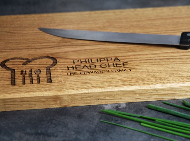 personalised welsh oak chopping board 220x400